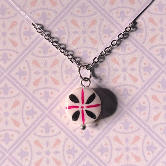 Collana Color Argento con Micro Maiolica Tonda Nero Fucsia